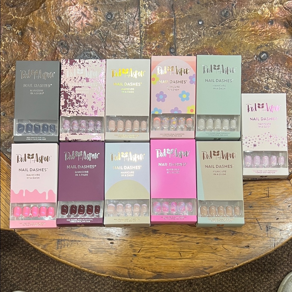 Nail Dashes - Assorted Colors